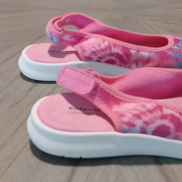 Easy-Spirit Summer shoes. - Picture 6 of 6